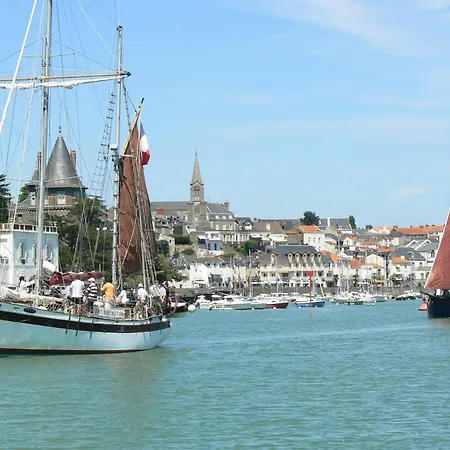 Rdc Pour 4 A 800m De La