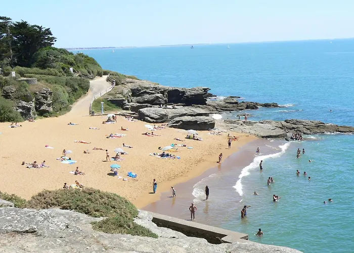 Rdc Pour 4 A 800m De La Pornic